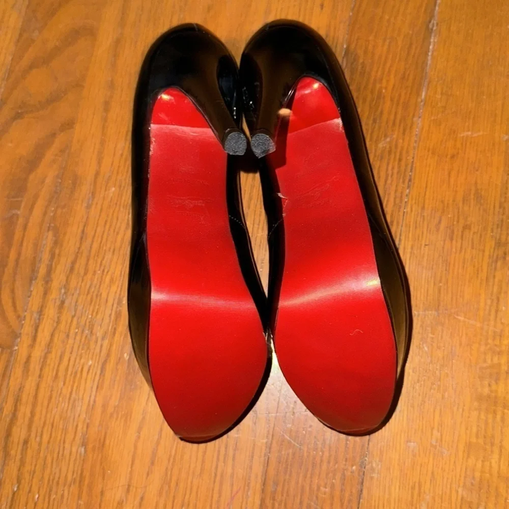 Loub-VIBE Patent Bianca Platform 39 red bottom NYE Christmas birthday louboutin
